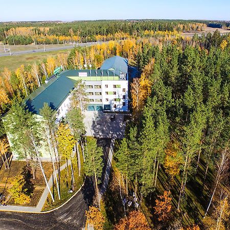 Green Park Hotel Airport Minsk Silichy Eksteriør bilde